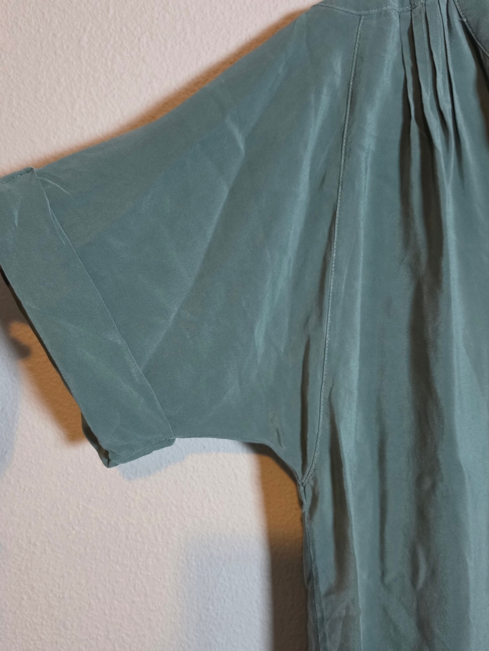 ​Maeve Anthropologie 100% Silk Blouse Small Sage Green Button Down Minimalist - Picture 6 of 9
